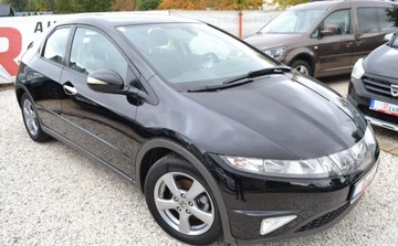 Honda Civic VIII Hatchback 5d 1.4 i 83KM 2006 Honda Civic BEZWYPADKOWE - Niski przebieg - po oplatach gotowa do rejestra, zdjęcie 10