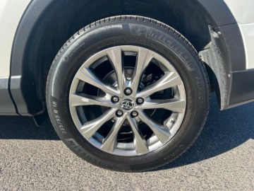 Toyota RAV4 IV MPV Facelifting 2.5 Hybrid 197KM 2017 Toyota RAV4 Toyota RAV 4 IV XENONYLEDYKamera cofania Bezwypadkowa 2.5, zdjęcie 33