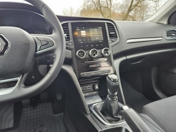 Renault Megane IV Hatchback 5d  Facelifting 1.3 TCe 140KM 2021 Renault Megane 1,3 benzyna 140KM, zdjęcie 9