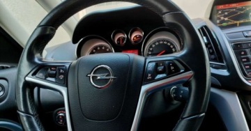 Opel Zafira C Tourer 1.4 Turbo ECOTEC 140KM 2016 Opel Zafira Opel Zafira 1.4 T Cosmo 1.4 Benzyna 140KM, zdjęcie 9