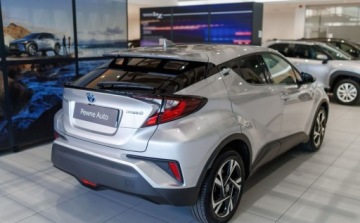 Toyota C-HR I Crossover Facelifting 1.8 Hybrid 122KM 2022 Toyota C-HR 1.8 Hybrid Style 1.8 Hybryda 122KM, zdjęcie 3
