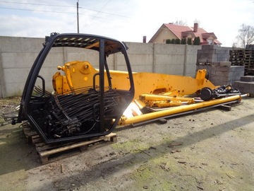 Телескопический погрузчик с телескопической стрелой JCB 535-140, рама, детали кабины