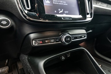 Volvo XC40 Crossover 2.0 D3 150KM 2019 Od ręki - VOLVO XC40 2.0 Suv 150KM 2019, zdjęcie 17