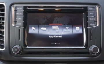 Volkswagen Sharan II Van Facelifting 2.0 TDI SCR 150KM 2017 Volkswagen Sharan Bezwypadkowy Serwisowany 1-Wlasciciel Navi Kamera Pdc Ra, zdjęcie 18