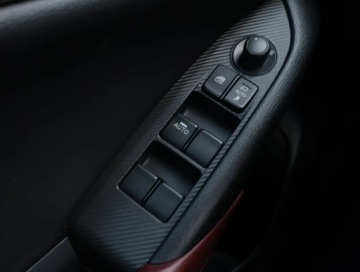 Mazda CX-3 Crossover 2.0 SKY-G 120KM 2018 Mazda CX-3 2.0 Skyactiv-G, Salon Polska, zdjęcie 17