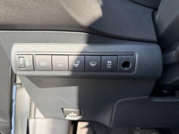 Toyota Corolla XII TS Kombi Facelifting 2.0 Hybrid Dynamic Force 196KM 2025 Toyota Corolla 2.0 Hybrid Comfort Seria E21 (2019-, zdjęcie 25