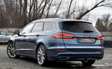 Ford Mondeo V Kombi 2.0 TDCi 180KM 2019 Ford Mondeo VIGNALE FUL LED skora grzane fotele navi. Idealny 2.0 Diesel, zdjęcie 4