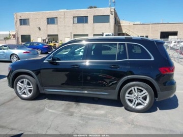 Mercedes GLB 2021 Mercedes-Benz GLB 250 2021 2.0l 2.0 Benzyna 221KM, zdjęcie 2