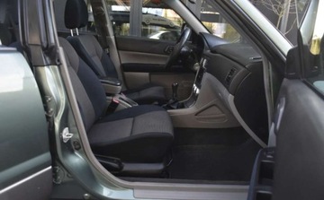 Subaru Forester II 2.0 X 158KM 2005 Subaru Forester Subaru Forester 2.0 XG Trend 2.0 Benzyna 158KM, zdjęcie 19
