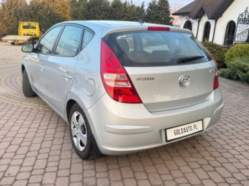 Hyundai i30 I Hatchback 1.4 109KM 2010 Hyundai i30 1.4 109KM Klima 4szyby 1- reka Sprawdz 1.4 Benzyna 109KM, zdjęcie 1