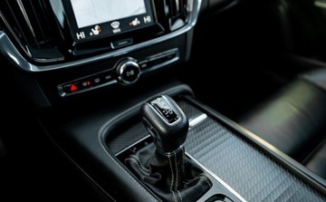 Volvo S90 II Sedan 2.0 D5 235KM 2017 Volvo S90 D5 AWD R-Design Poles Aktywny Tempomat Nvigacaj Podgrzewana Kier, zdjęcie 21