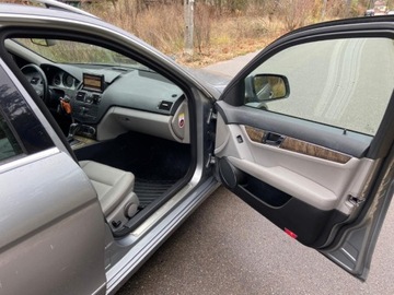 Mercedes Klasa C W204 2008 Mercedes-Benz Klasa C Mercedes-Benz C220 Automat Jeden Wlasciciel Niski Pr, zdjęcie 23