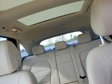 Mercedes GLC C254/X254 2022 Mercedes-Benz GLC 300 4Matic 2022 2.0 Benzyna 255KM, zdjęcie 11