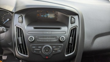 Ford Focus III Kombi Facelifting 1.0 EcoBoost 100KM 2017 Ford Focus 1.0i 101PS OPŁACONY Bezwypadkowy, zdjęcie 25