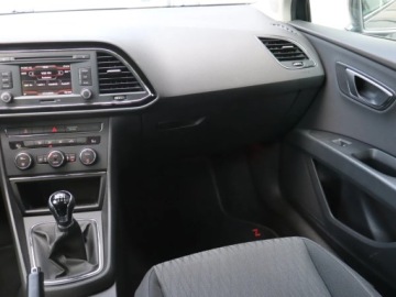 Seat Leon III ST 1.6 TDI CR 105KM 2014 Seat Leon 1.6 TDI, 4X4, Klima, Klimatronic, zdjęcie 7