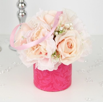 Букет в супер РОЗОВОЙ коробке, цветы POWDER LUX