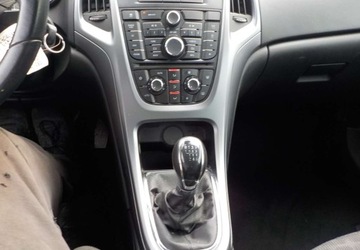 Opel Astra J GTC 1.4 Turbo ECOTEC 120KM 2013 Opel Astra Okazja 1.4 Benzyna 120KM, zdjęcie 28