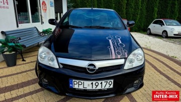 Opel Tigra II 1.4 16V TWINPORT ECOTEC 90KM 2007 Opel Tigra Kabriolet zarejestrowany 1.4 Benzyna 90KM, zdjęcie 2