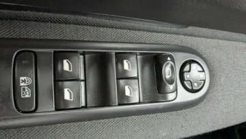 Peugeot 5008 I Minivan 1.6 HDi FAP 115KM 2013 Peugeot 5008 1.6HDi 115PS OPŁACONY Bezwypadkowy, zdjęcie 31