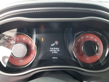 Dodge Challenger III 2022 Dodge Challenger SRT Hellcat 2022 6.2l 6.2 Benzyna 717KM, zdjęcie 9