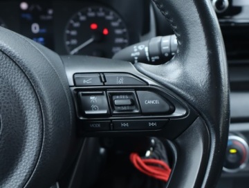 Toyota Yaris IV Hatchback 1.5 Dynamic Force 125KM 2022 Toyota Yaris 1.5 VVT-i, Salon Polska, Serwis ASO, zdjęcie 15