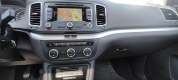Volkswagen Sharan II Van 2.0 TDI-CR BMT 140KM 2015 Volkswagen Sharan 7-osobowy, ksiązka serwisowa., zdjęcie 9
