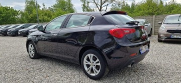 Alfa Romeo Giulietta Nuova II Hatchback 5d 1.6 JTD 16v 105KM 2013 Alfa Romeo Giulietta 1.6 JTDM 16V, zdjęcie 4