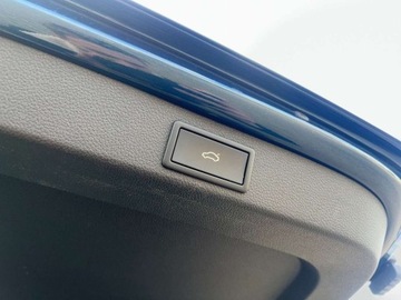 Skoda Superb III Kombi Facelifting 2.0 TDI SCR 150KM 2021 Skoda Superb 2.0TDI 150KM Style DSG SerwisASO Panorama Matrix Navi Hak FV23, zdjęcie 12