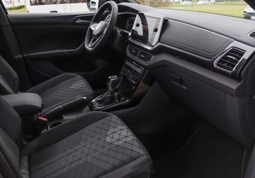 Volkswagen T-Cross SUV Facelifting 1.5 TSI 150KM 2025 Volkswagen T-Cross LED Matrix, Climatronic, pakiet zimowy, dostepny od reki, zdjęcie 13