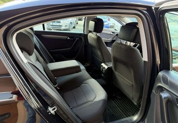 Volkswagen Passat B7 Limousine 1.8 TSI 160KM 2012 Volkswagen Passat 1,8 TSI 160KM Klimatronik Xenony 2xPDC 1.8 Benzyna 160KM, zdjęcie 18