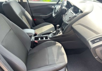 Ford Focus III Kombi Facelifting 1.0 EcoBoost 100KM 2017 Ford Focus Ford Focus, Niski Przebieg 149000km, Nowy Rozrzad, Oplacony, zdjęcie 16