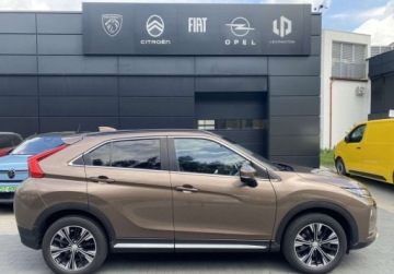 Mitsubishi Eclipse Cross SUV 1.5 T 163KM 2020 Mitsubishi Eclipse Cross 1.5 T GPF Intense Plus CVT 1.5 Benzyna 163KM, zdjęcie 4