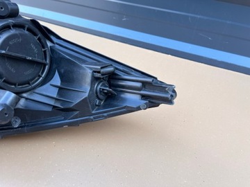 KIA VENGA 09-13R SVĚTLO PRAVÁ PŘEDNÍ PRAVÝ