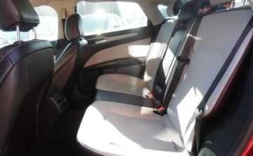 Ford Fusion 2020 Ford Fusion 2020r, 1.5 Benzyna. Uszkodzone prawy bok. Jezdzi. 1.5 Benzyna, zdjęcie 13