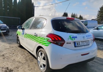 Peugeot 208 I 2016 Peugeot 208 2016r, 1.2Benzyna. Delikatnie uszkodzony prawy przod. Jezdzi., zdjęcie 2