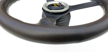 Спортивный руль HELLA DESIGN Momo Naba L8010