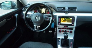 Volkswagen Passat B7 Variant 2.0 TDI CR DPF BlueMotion 140KM 2013 Volkswagen Passat 4x4140KM AlltrackNAVIgacja 6 Biegow2xPDC 4Motion, zdjęcie 4