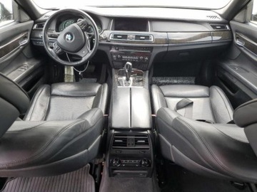 BMW Seria 7 F01 Sedan L Facelifting 750Li 450KM 2014 BMW Seria 7 750LXI, 2014, od ubezpieczalni 4.4 Benzyna 450KM, zdjęcie 7