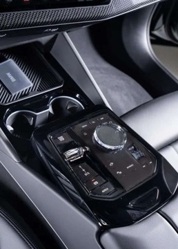 BMW Seria 5 G90-91 2025 BMW Seria 5 540d xDrive, Panorama, M sport, Pakiet Travel, Bowers, 21 cali, zdjęcie 17