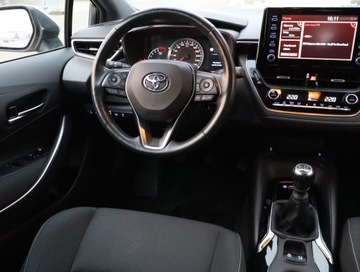 Toyota Corolla XII TS Kombi 1.2 Turbo D-4T 116KM 2019 Toyota Corolla 1.2 Turbo, Klima, Klimatronic, zdjęcie 6