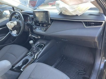 Toyota Corolla XII Sedan Facelifting 1.5 VVT-i 125KM 2023 Toyota Corolla Klimatronik Kamera Tempomat aktywny, zdjęcie 10