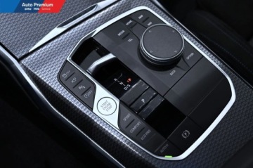 BMW Seria 3 G20-G21 Limuzyna 2.0 320i 184KM 2024 BMW Seria 3 320i xDriveFV23Adaptacyjne Reflektory LED 2.0 Benzyna 184KM, zdjęcie 3