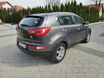 Kia Sportage III SUV 2.0 DOHC 163KM 2011 Kia Sportage 2.0 163 km automat, klima, parktronik, zdjęcie 3