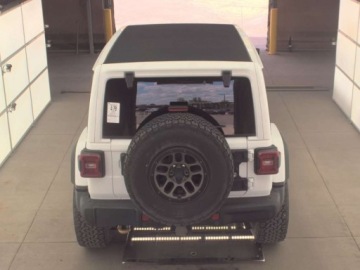 Jeep Wrangler IV 2023 Jeep Wrangler 4 Door Rubicon 392 2023 6.4 Benzyna 470KM, zdjęcie 2