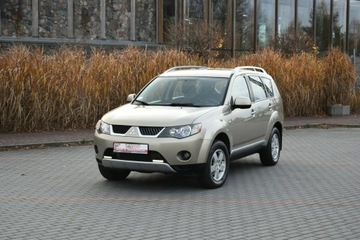 Mitsubishi Outlander II 2.0 DID DOHC 140KM 2007 Mitsubishi Outlander AWD 2.0DiD 140KM Manual 2007r, zdjęcie 1