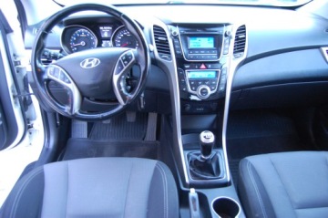 Hyundai i30 II Hatchback 3d 1.6 GDI 135KM 2013 HYUNDAI i30 1.6BENZ LED KLIMA SPRAWNA GRZANE FOTELE TEMPOMAT, zdjęcie 5