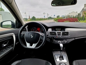 Renault Laguna III 2011 Renault Laguna 12/2011 Automat 173KM NaviRata600, zdjęcie 15