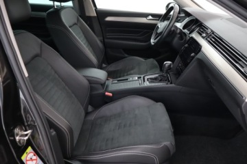 Volkswagen Passat B8 Limousine Facelifting 2.0 TDI SCR 200KM 2021 VW Passat 2.0 TDI, Salon Polska, Serwis ASO, zdjęcie 8