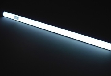 Listwa meblowa prosta LED kuchenna szafkę 150cm