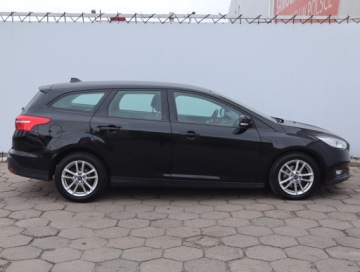 Ford Focus III Kombi Facelifting 1.0 EcoBoost 125KM 2017 Ford Focus 1.0 EcoBoost, Klima, Klimatronic, zdjęcie 5